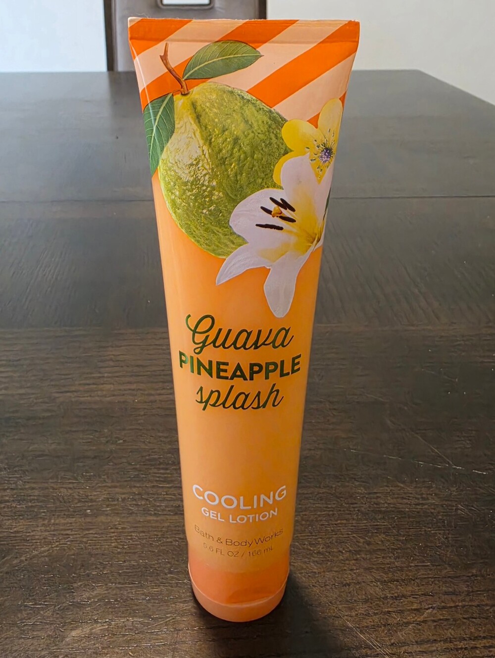 Bath & Body Works Guava Pineapple Splash Cooling Gel Lotion 5.6 Oz
